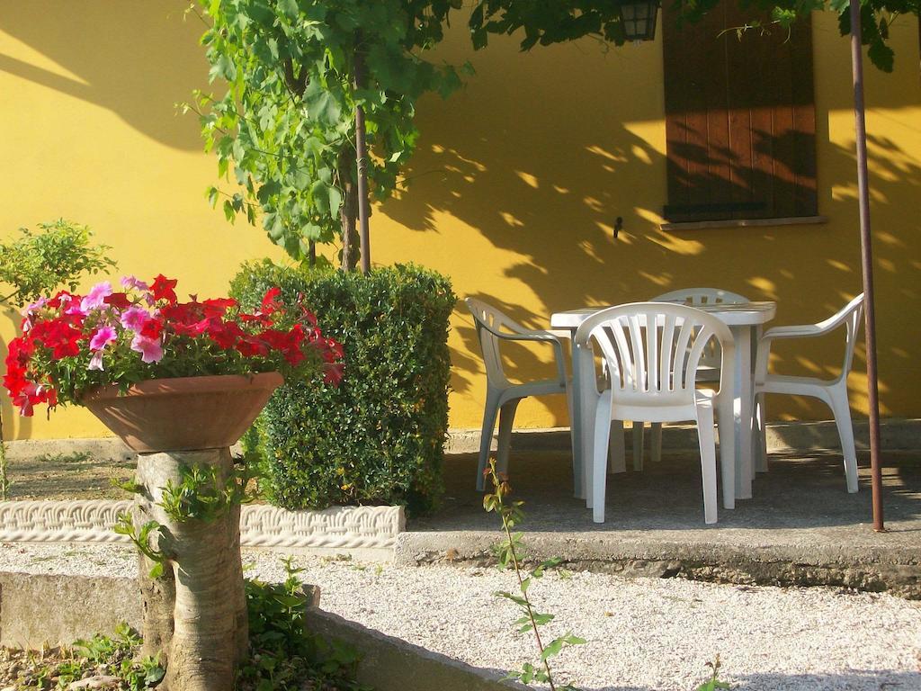 Villa Casale Il Colle Deruta Exterior foto